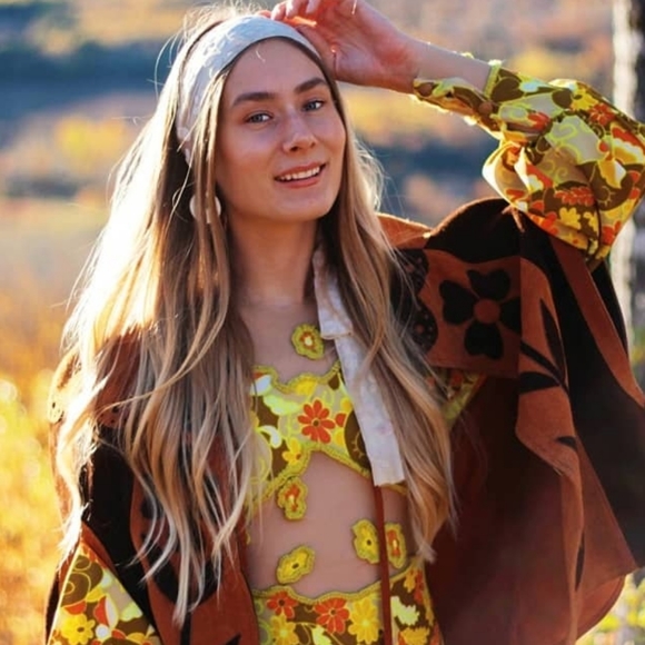 Meet your Posher, Kyra - Picture 1 of 1